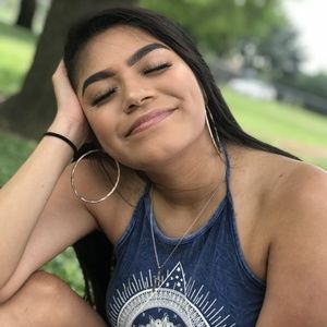 Meet your Posher, Galilea